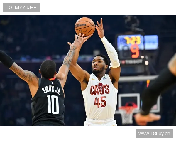 申京缺席谢泼德18+8闪耀